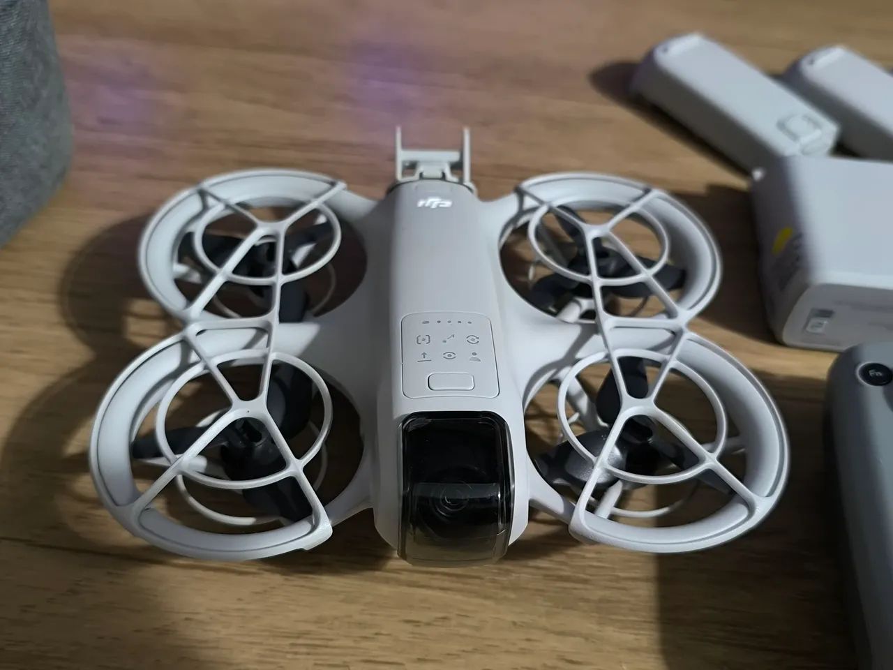 DJI NEO Combo Fly More + bolsa e acessórios - Foto 3