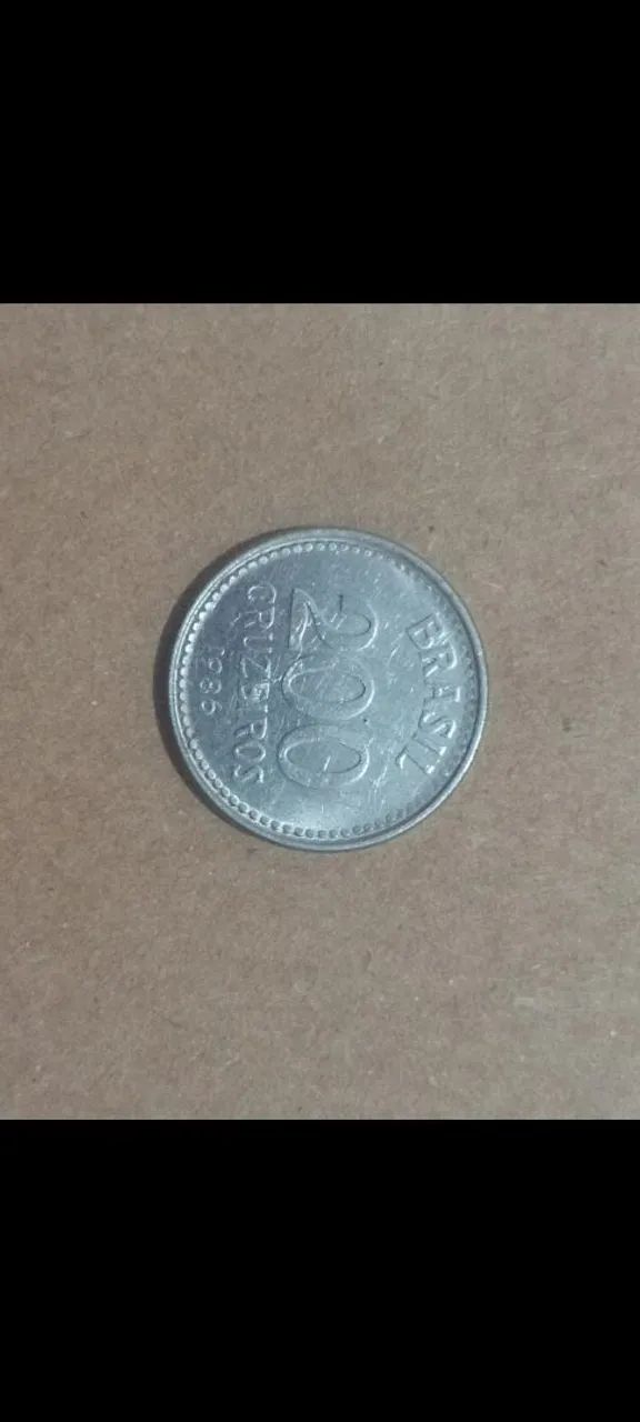 Moeda Antiga 200 Cruzeiros
