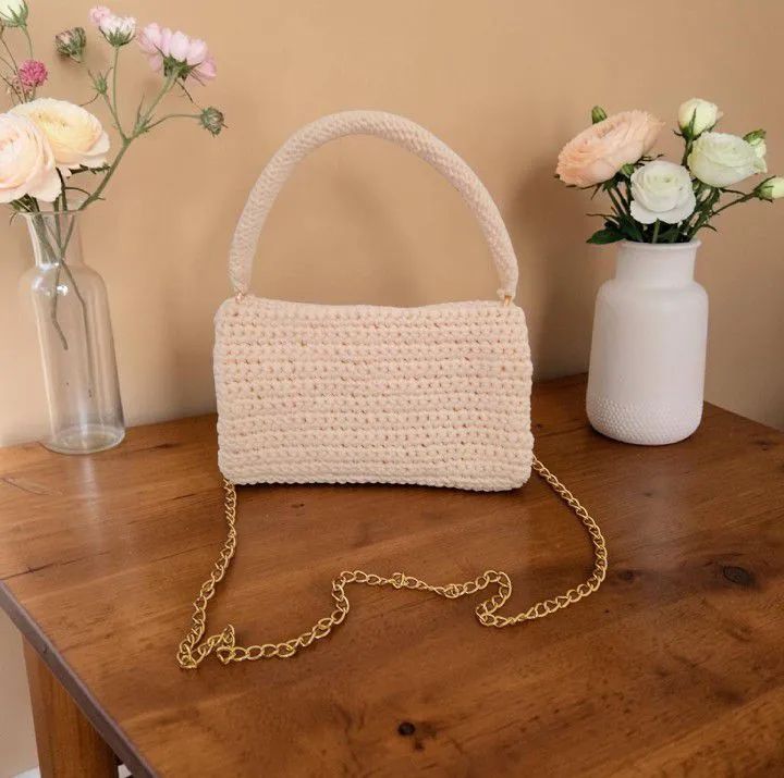 Bolsa croche creme alca dourada - Foto 3