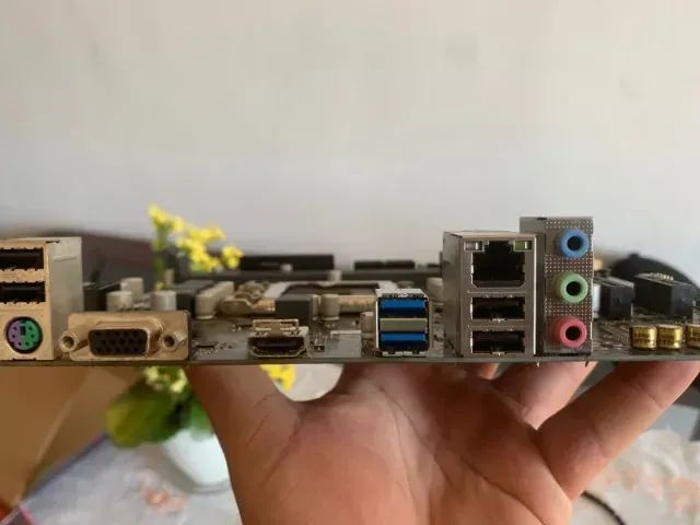 Vendo Placa Mãe ASUS PRIME H410M-H - Foto 2