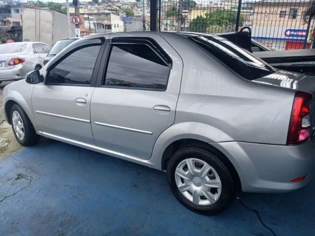 Renault Logan Expression Hi-Flex 1.6 8V 4p, foto 2 de 19