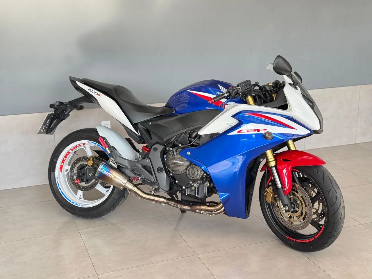 CBR 600F - Foto 4