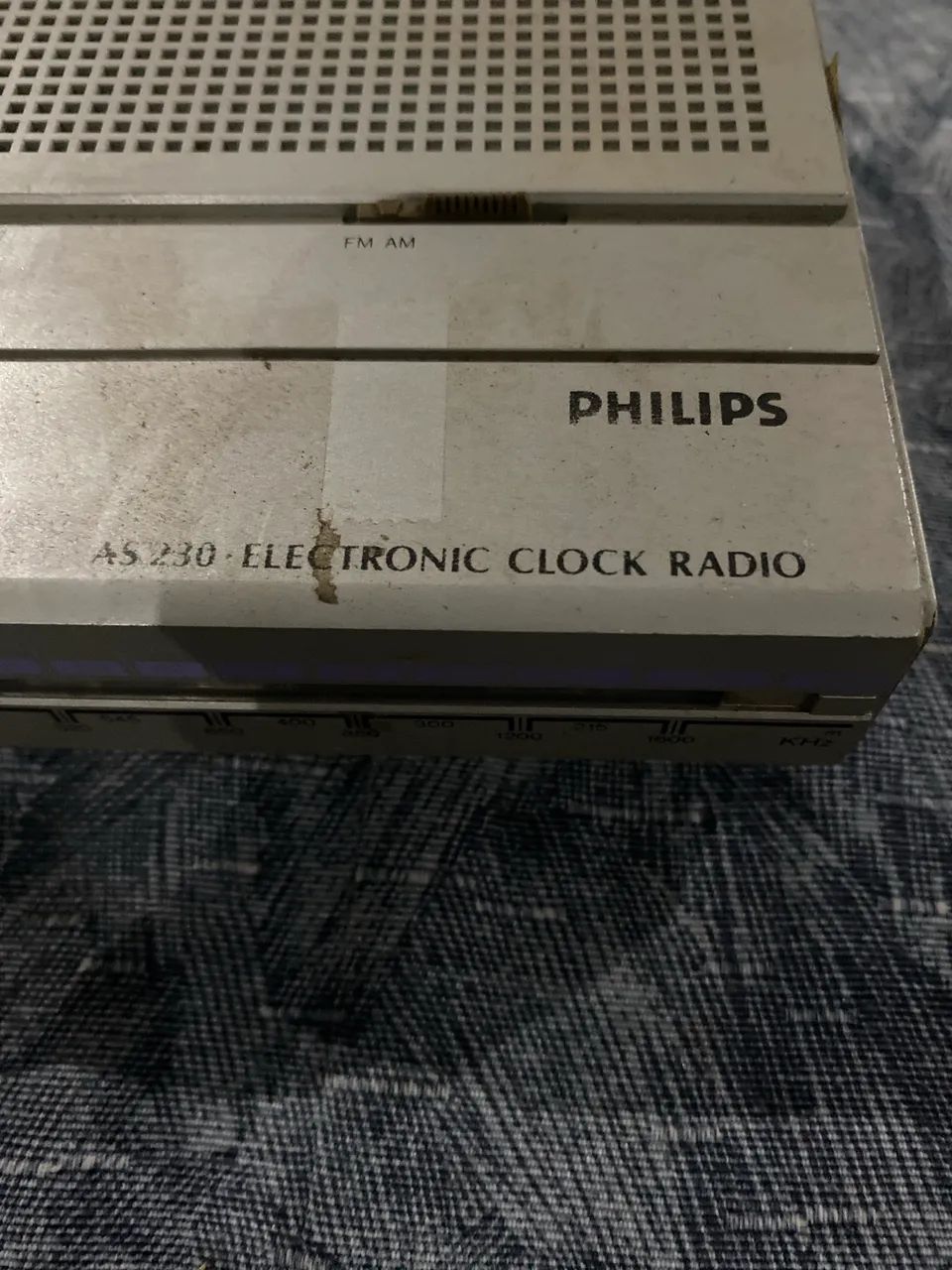 Rádio relógio Philips antigo  - Foto 3