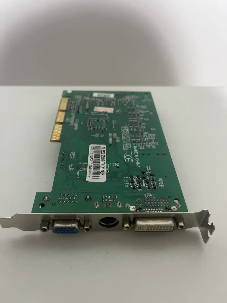Placa de Vídeo NVIDIA GeForce FX 5500 256MB AGP - Foto 2