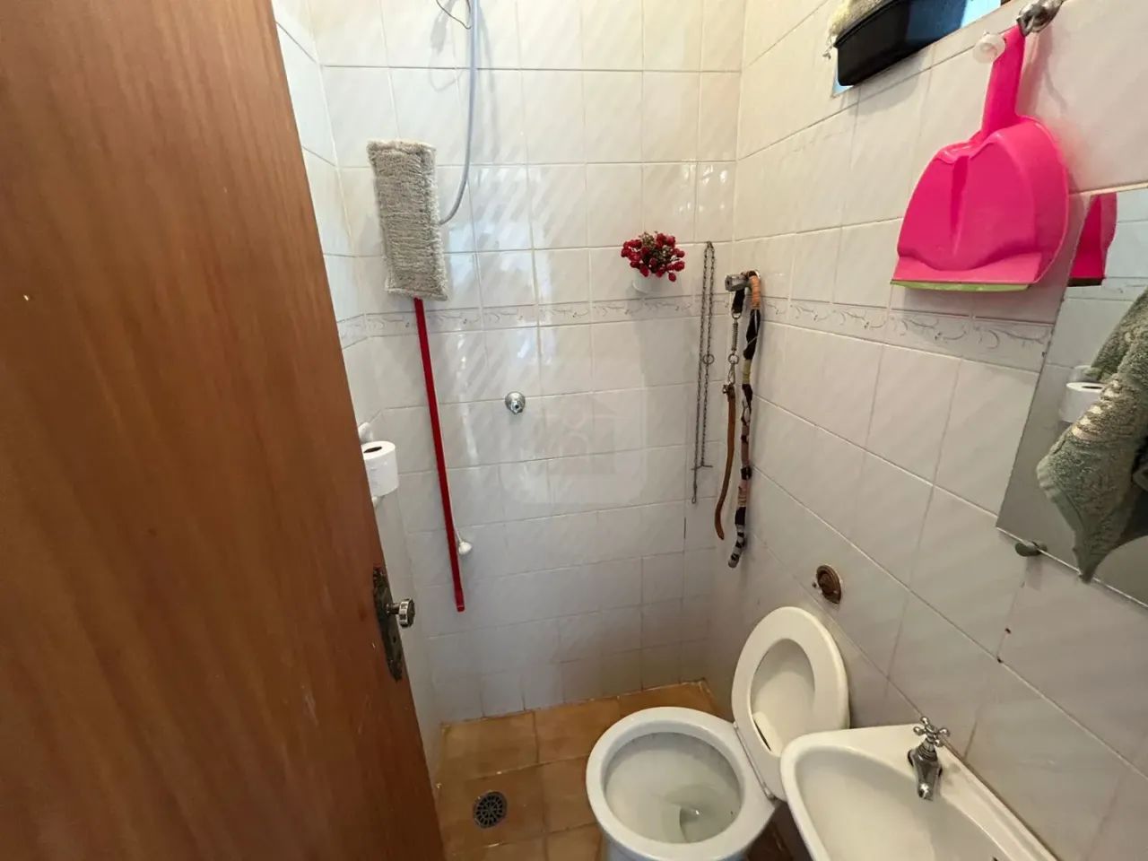 Casa à venda no bairro Santa Mônica. - Foto 12