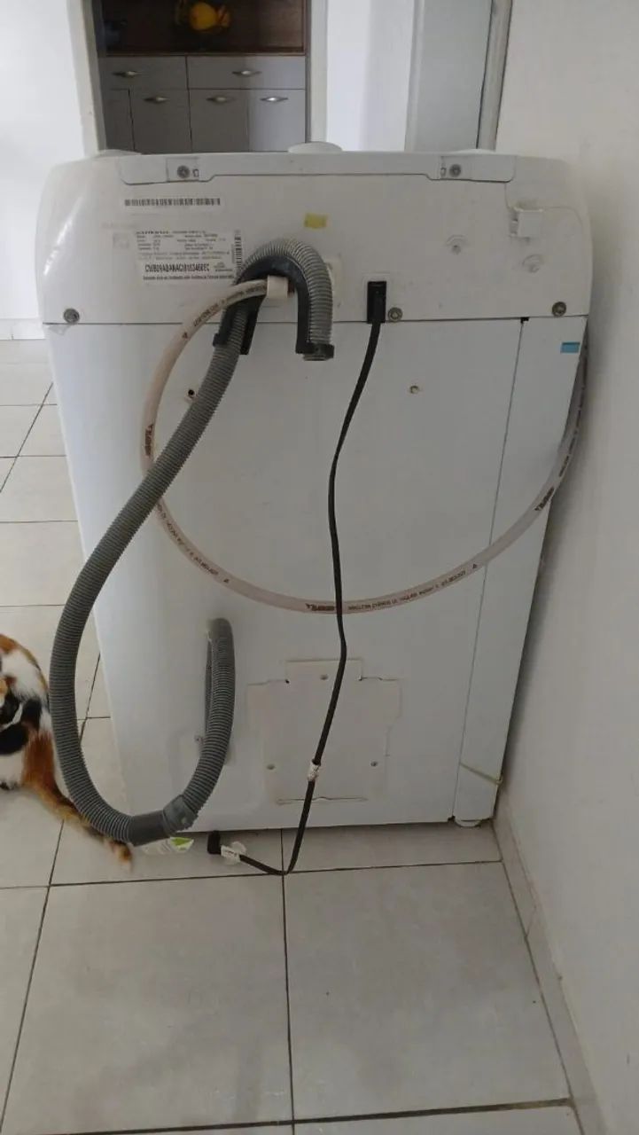 Vendo Máquina de Lavar Com Defeito  - Foto 2