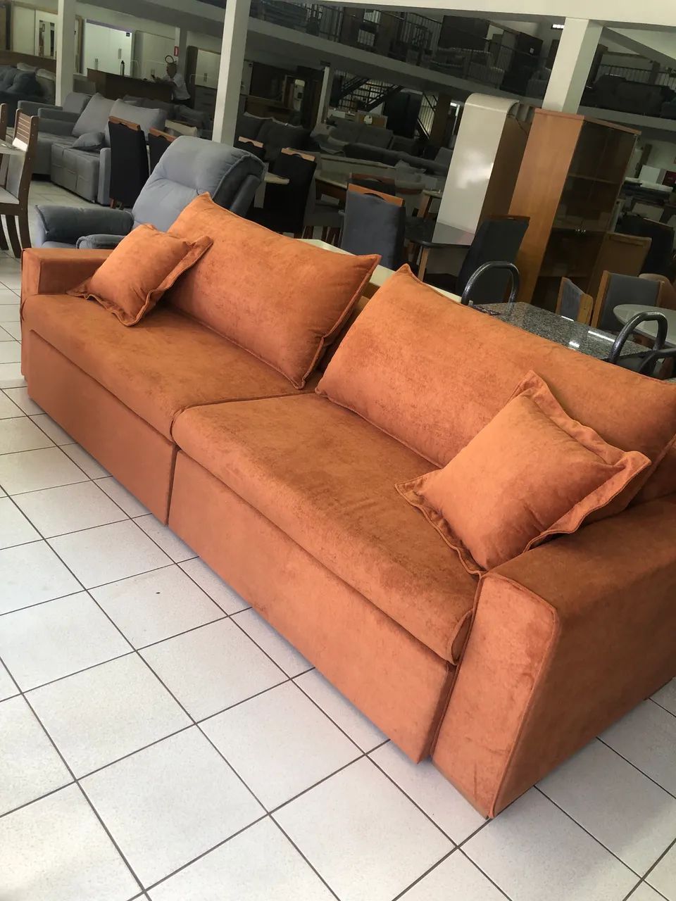 Sofá 2,80 m NOVO - Foto 4