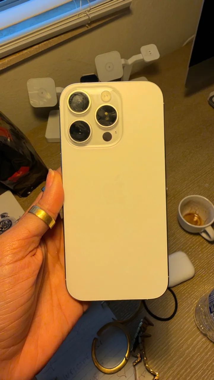 iphone 16 PRO igual novo - Foto 2