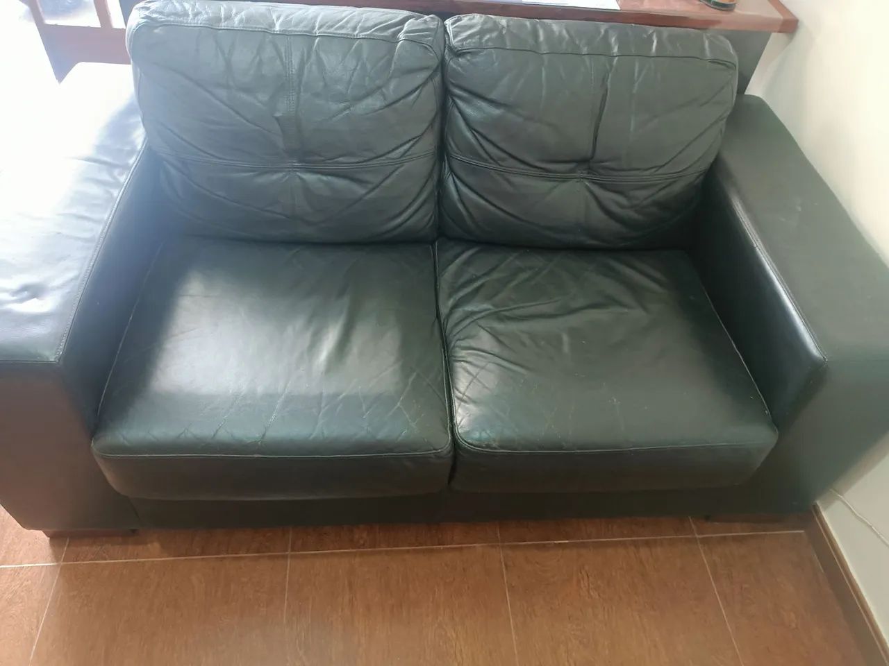 Vendo sofá couro natural. - Foto 2