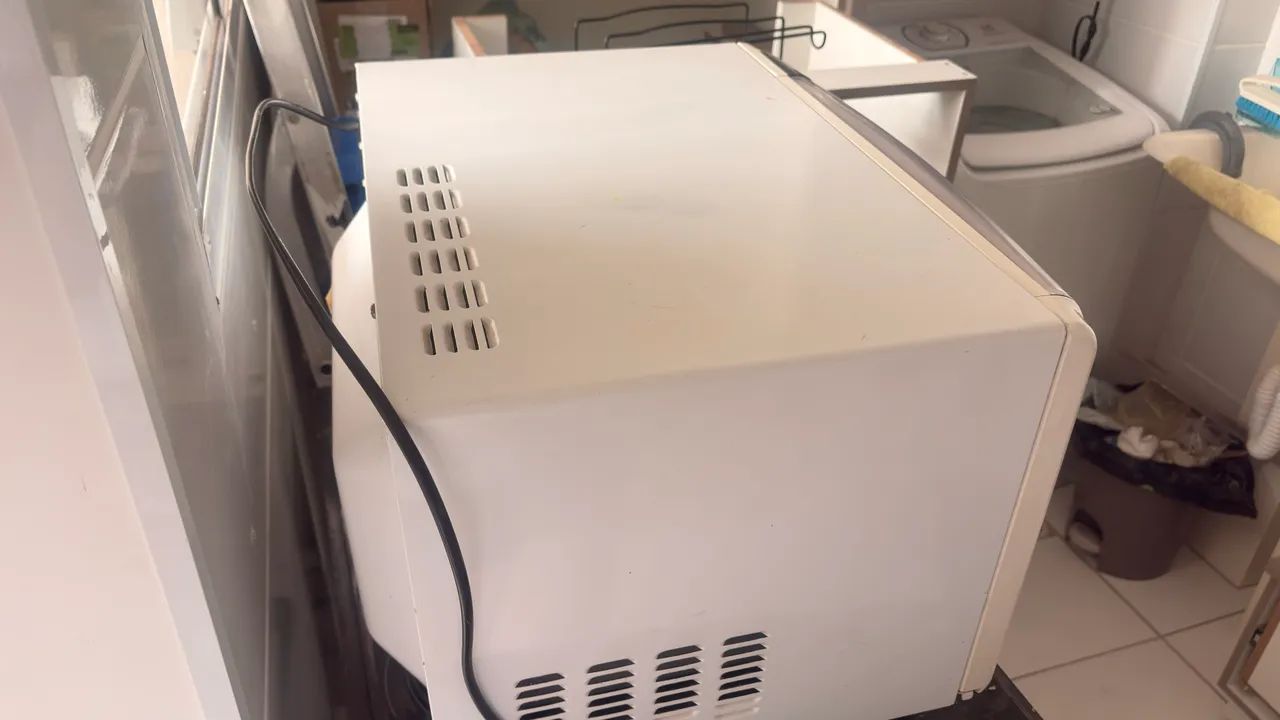 Microondas Electrolux 31L - Foto 5