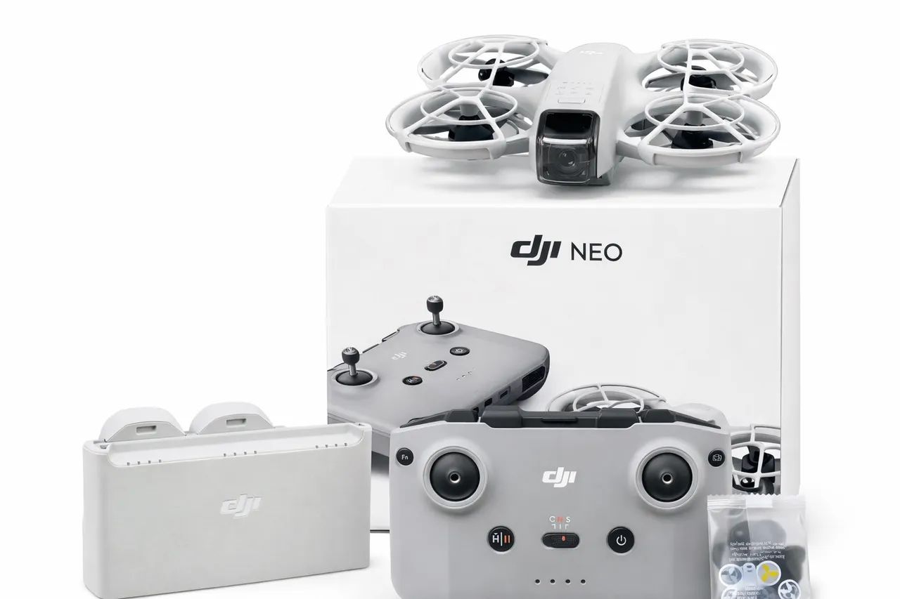 DJI Neo Semi Novo Completo com Controle, Hub de Carga e Acessórios