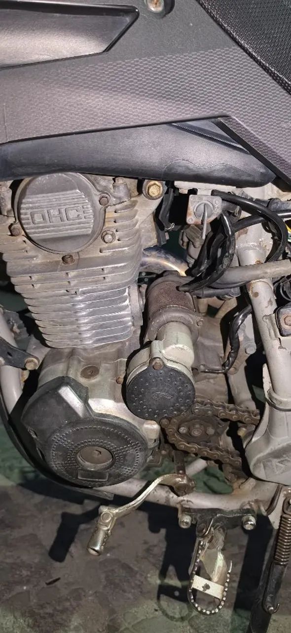 CRF 230 com vários acessórios, motor filé  - Foto 3