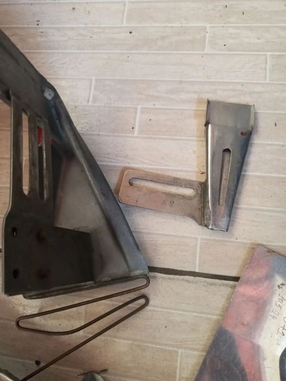 Aparelhos para costurar tecido Tactel  - Foto 3