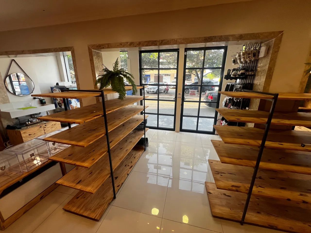 Vende-se móveis (estrutura) para loja! - Foto 4