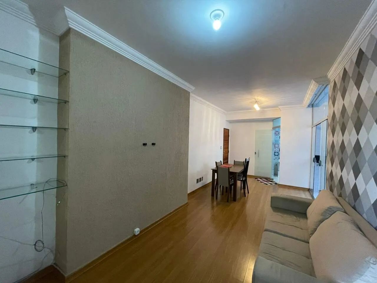 Apartamento 3 quartos com varanda. - Foto 2