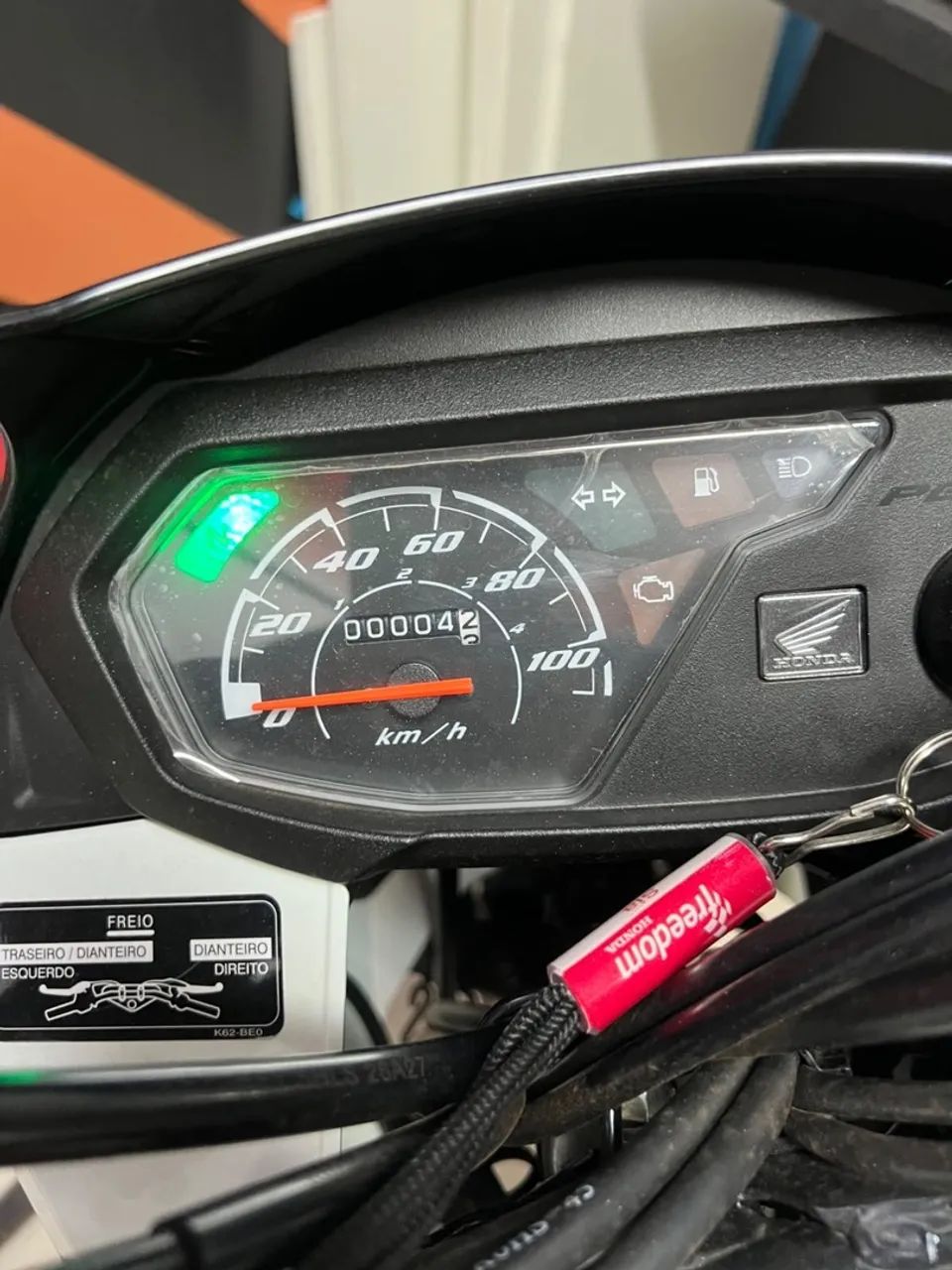 Pop 110 Es 
