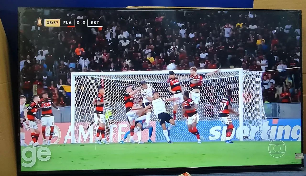 TV 70 polegadas nova - Foto 3