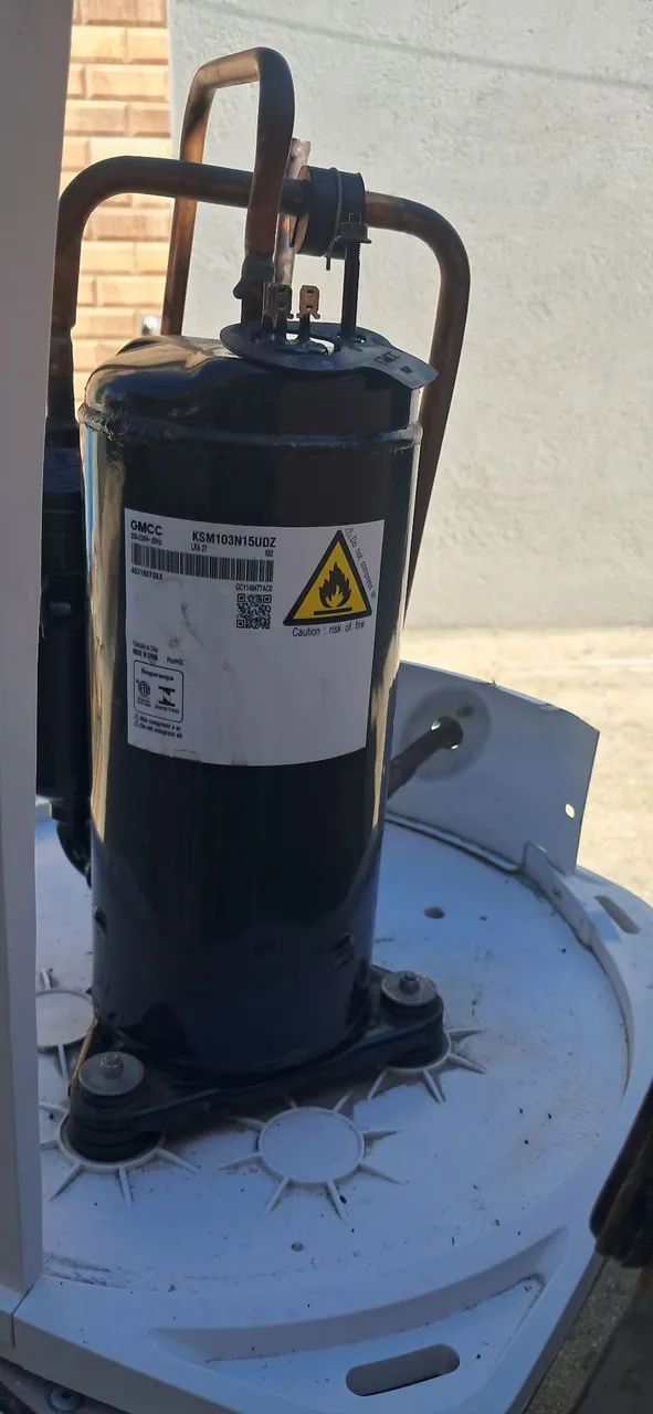 Compressor de Ar Condicionado R32 Midea 12.000 