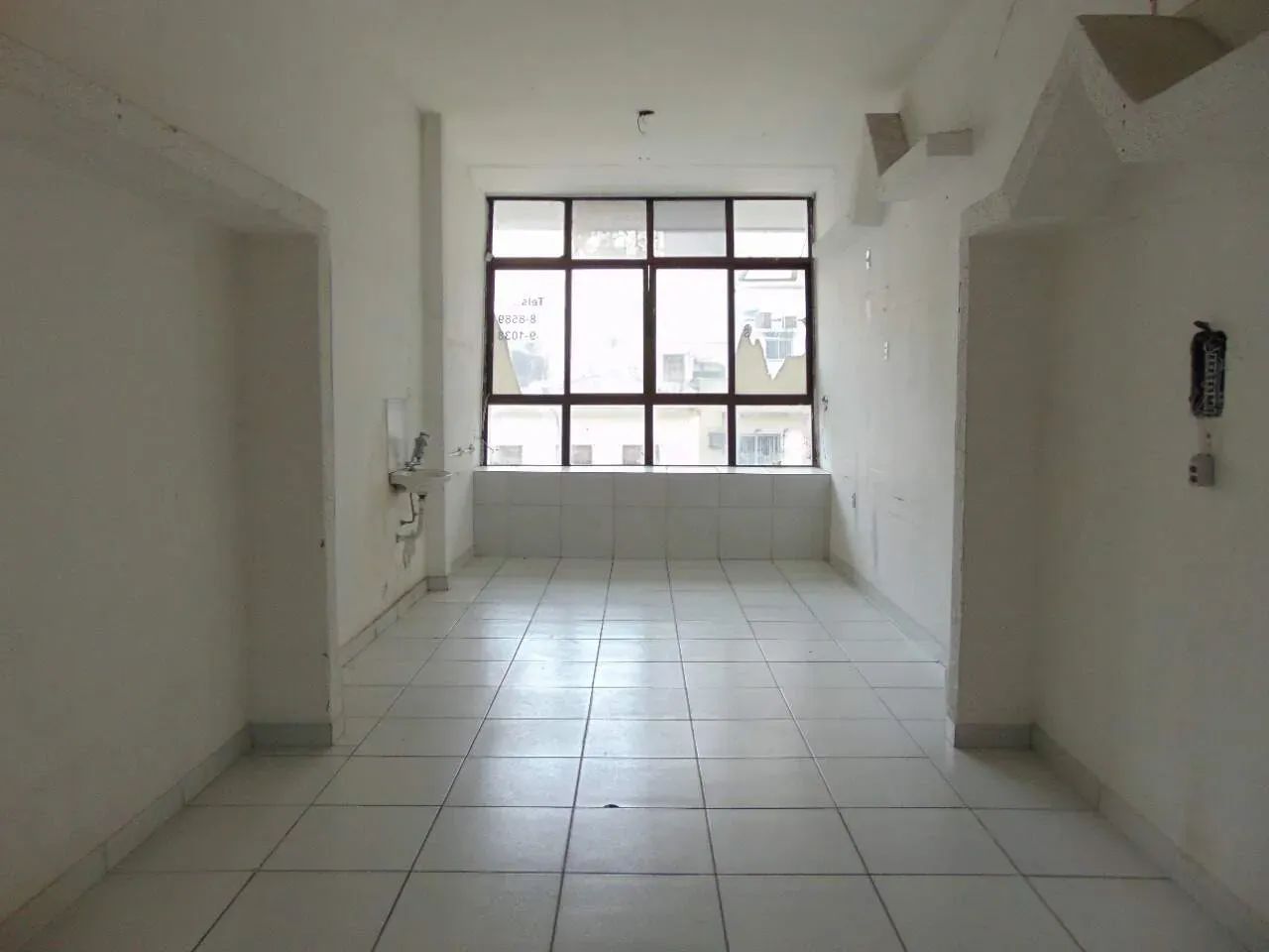 Loja https://app.imoview.com.br/Imovelde 28m² no Centro Comercial de Copacabana  Excelente - Foto 2
