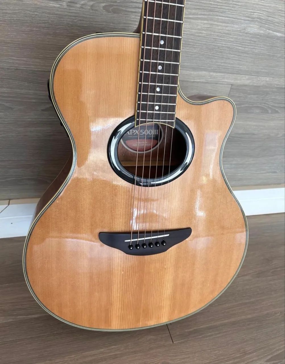 Violão de aço Yamaha APX500III - Foto 3