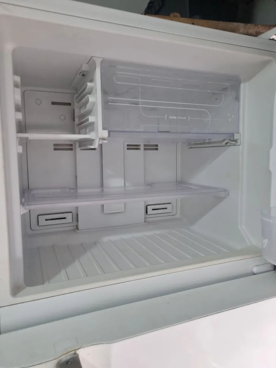 Geladeira Eletrolux Frost Free  - Foto 4