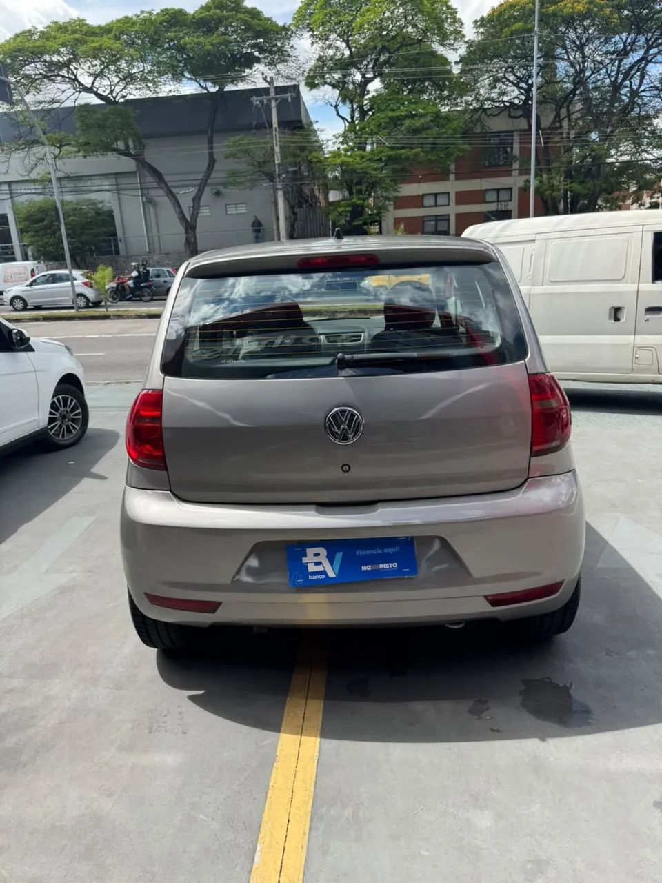 Volkswagen Fox 1.0 Mi Total Flex 8V 3p, foto 10 de 10