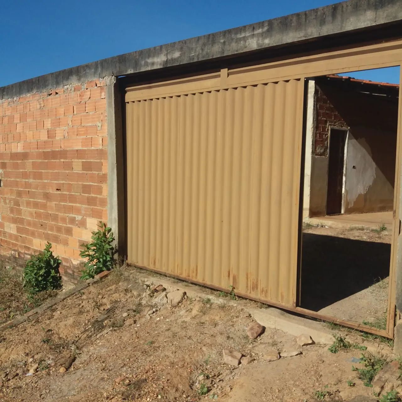 Vendo casa no bairro Sol nascente 