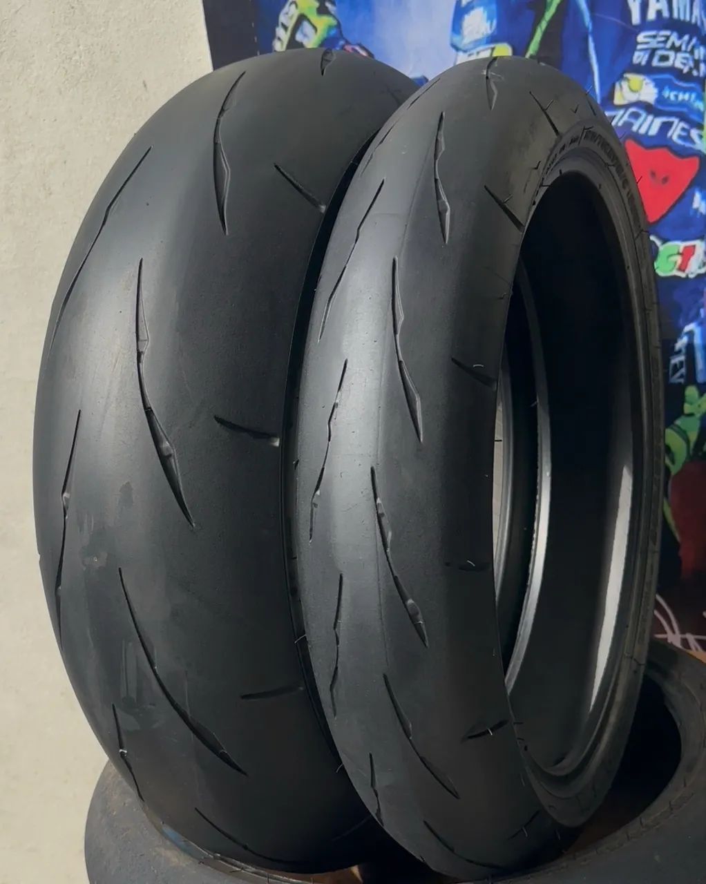 PAR DE PNEU DE MOTO BRIDGESTONE BATTLAX RACING STREET RS11