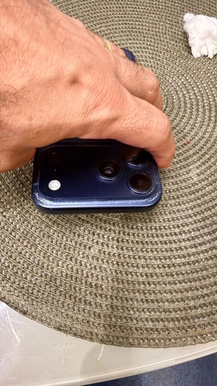 iPhone 17 pro max azul  - Foto 4