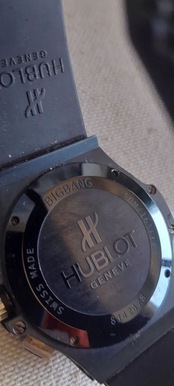 Relógio Hublot. Cronógrafo, a prova d água.  - Foto 2