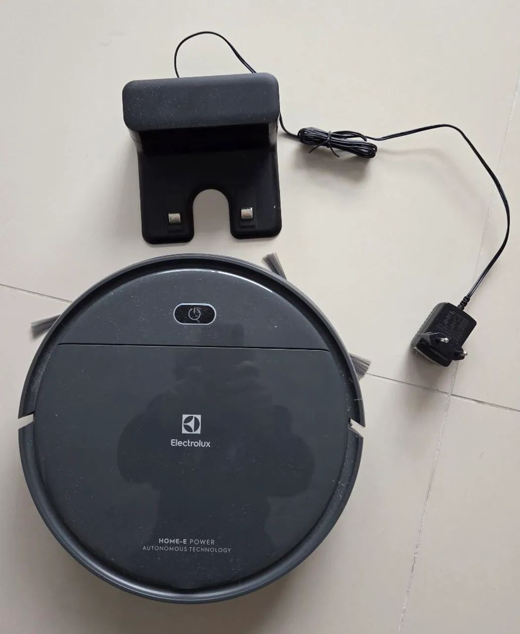 Robô aspirador Eletrolux ERB30