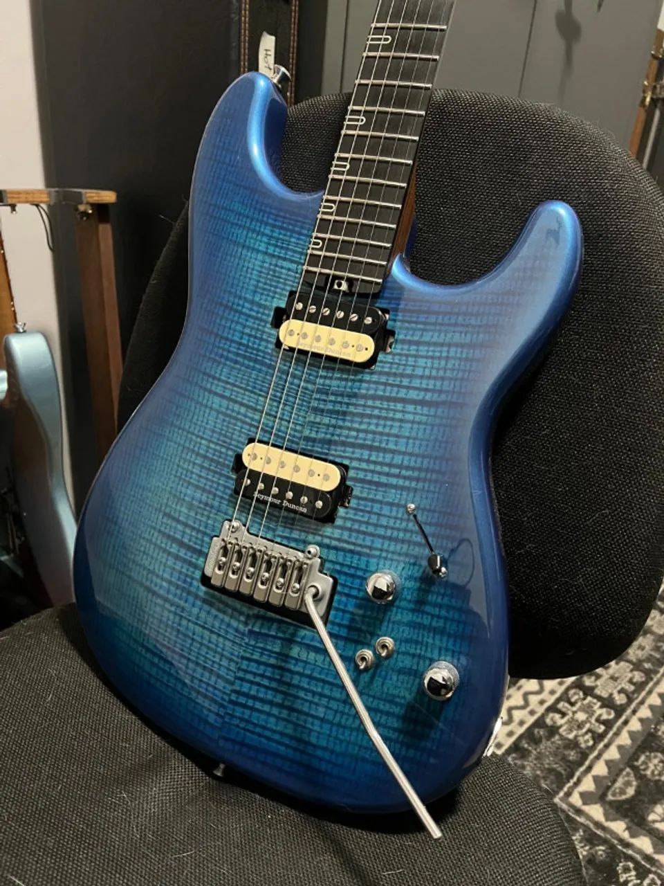 Guitarra Klingen - STM - Flamed Ash - Instrumentos musicais