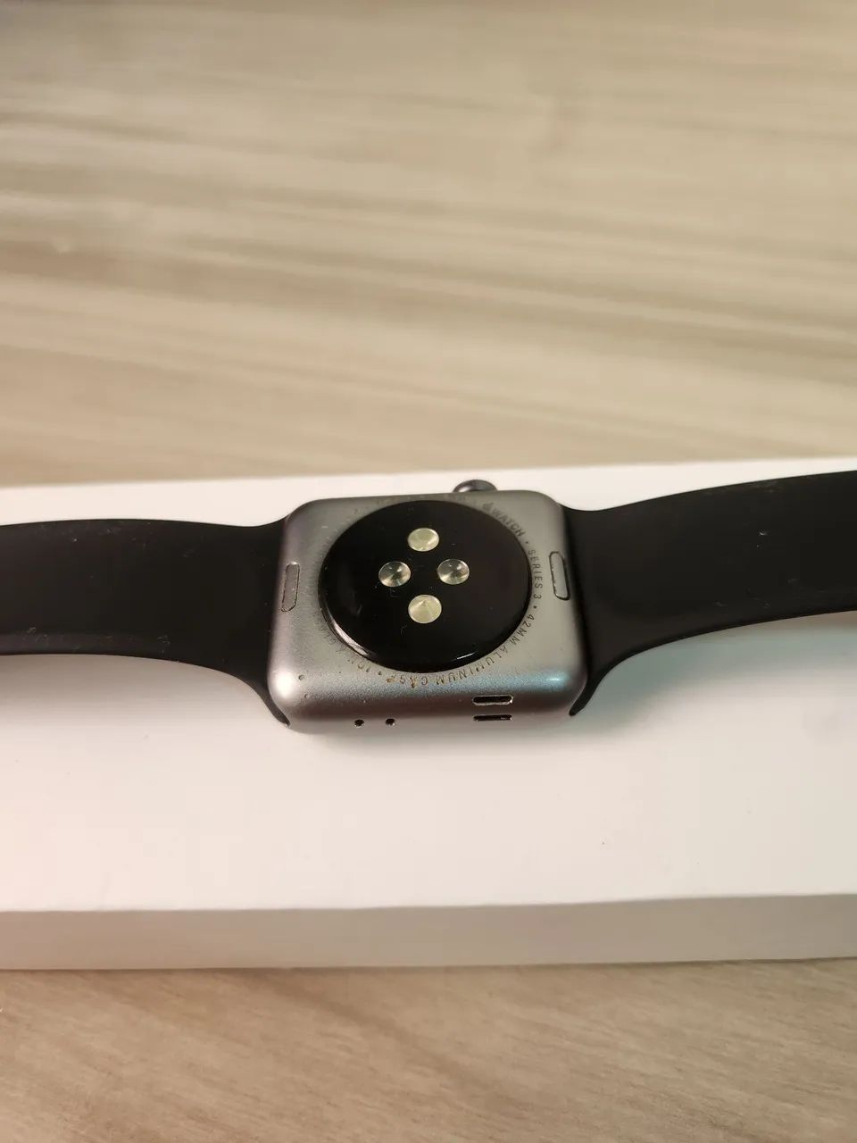 Apple Watch Series 3 42mm com defeito - Foto 3