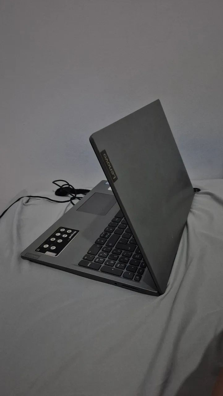 Vendo notebook lenovo - Foto 3
