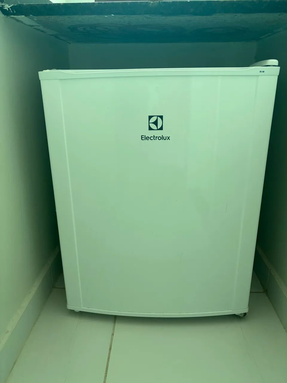 Fregobar Electrolux Re80 novíssimo!! 
