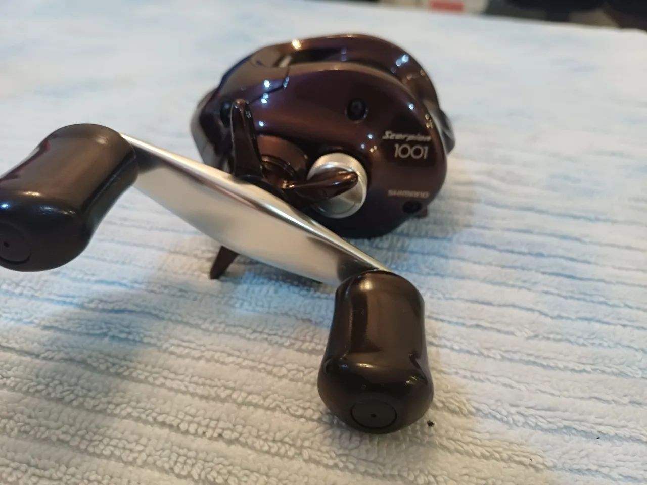 Carretilha shimano Scorpion 1001 svs - Foto 2