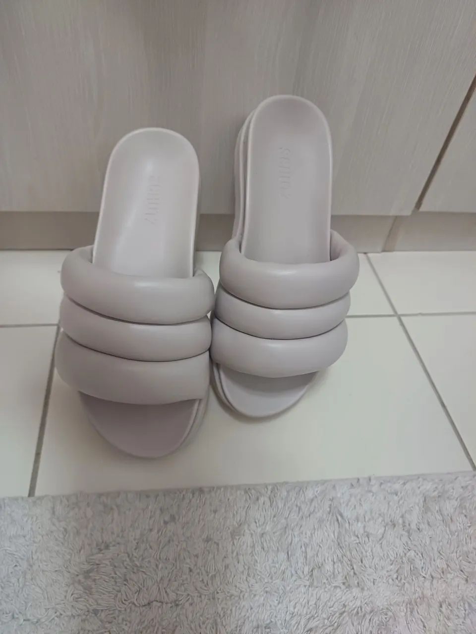 Sandália slide flatform Schutz - Foto 3