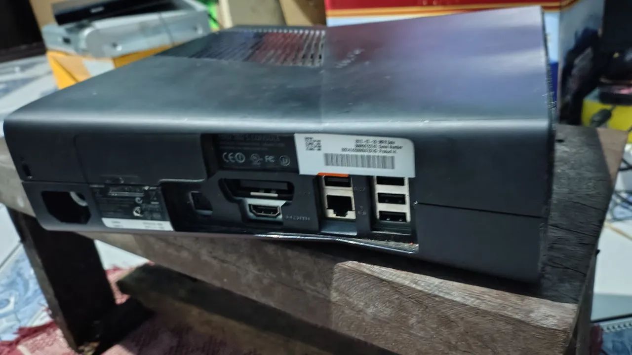 XBOX 360 COM LUZ VERMELHA - Foto 5