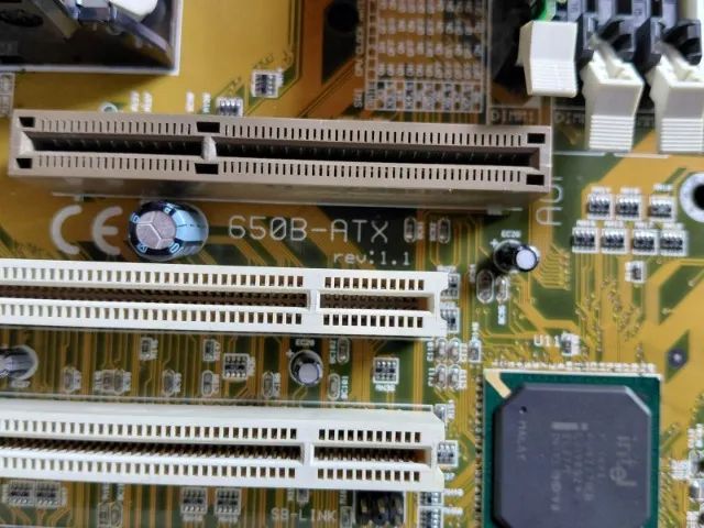 MB 650B-ATX Pentium III 700MHz - Foto 4