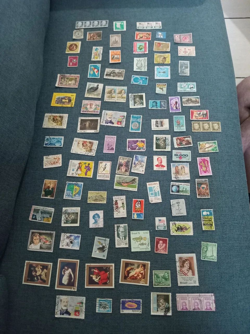Coleção de selos variados anos 70/80, EUA, Canadá, Brasil, Espanha, Nigéria... 
