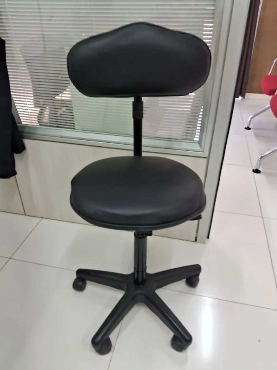 Cadeira giratória - Foto 2
