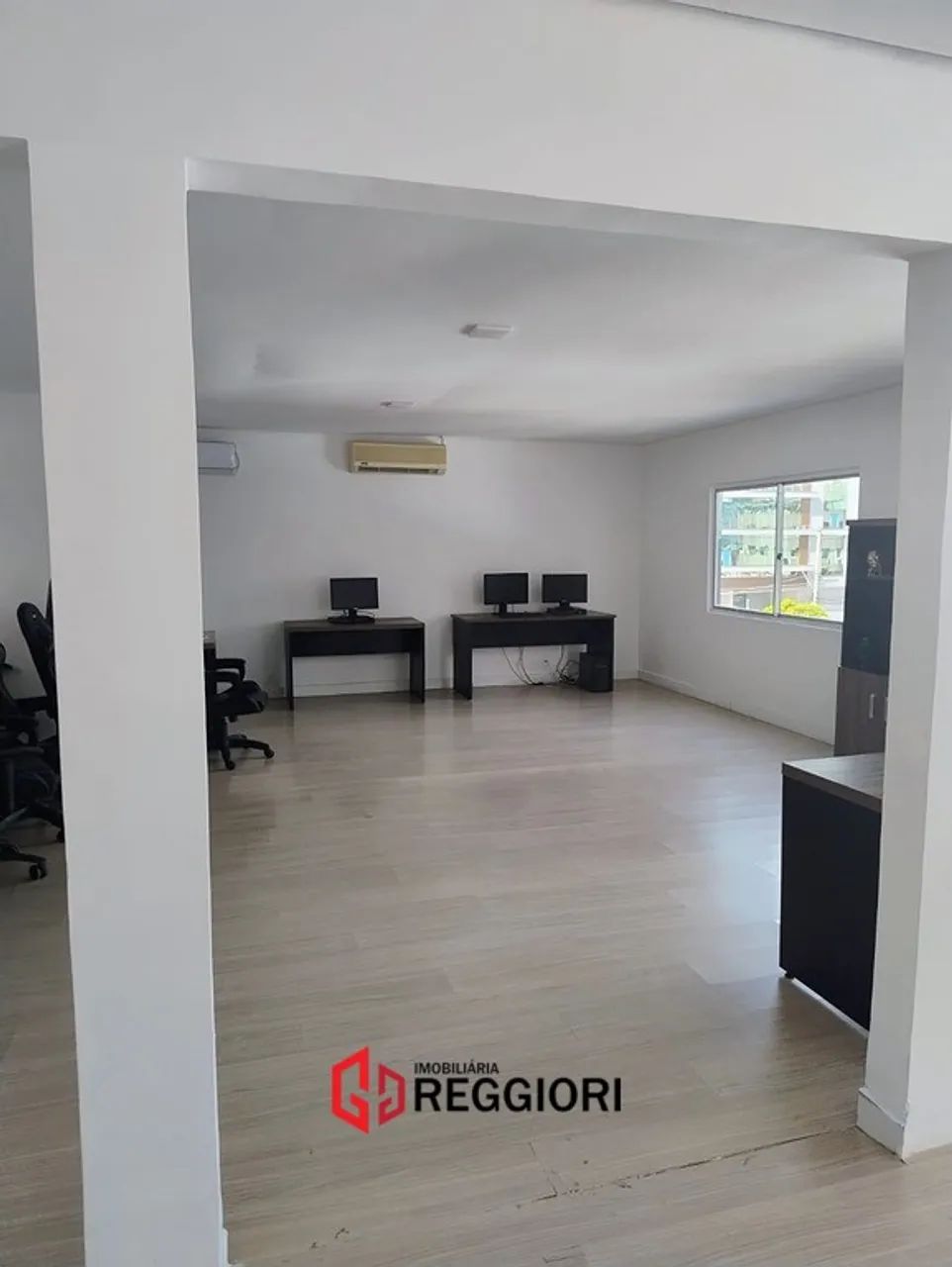 EXCELENTE LOCALIZAÇÃO SALA COM 64,23M² - Foto 3