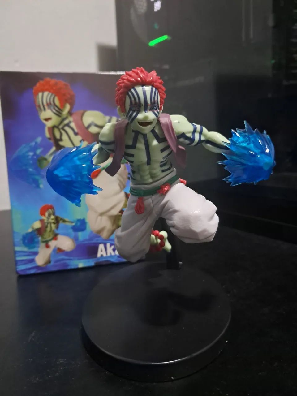 Action Figure Demon Slayer - Akaza 15cm - Foto 2