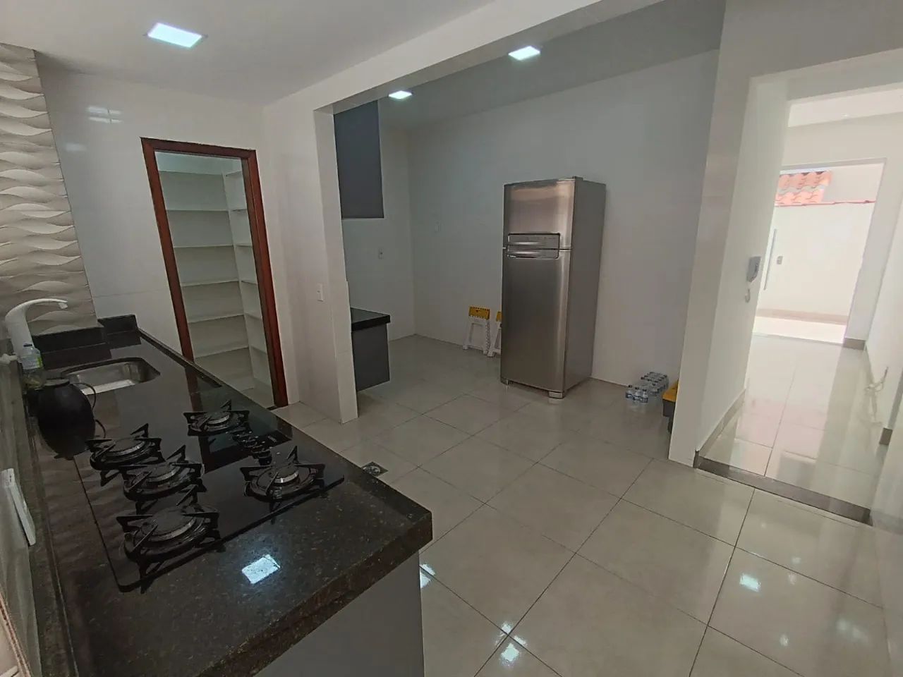 APARTAMENTO COM ÁREA PRIVATIVA NO BAIRRO ITAPOA. . - Foto 4