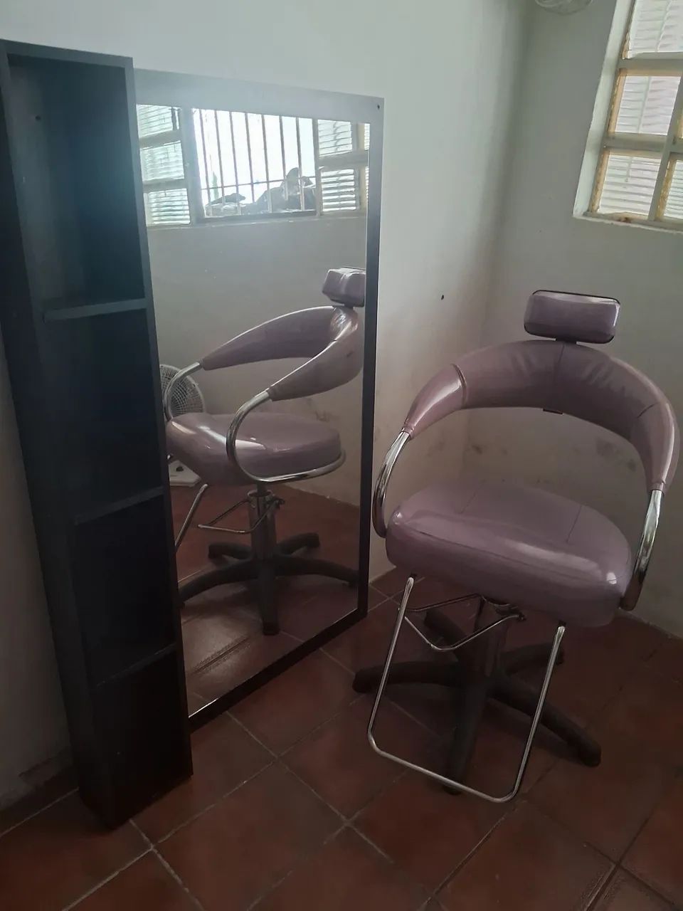 Espelho + cadeira salão e barbearia $200 - Foto 2