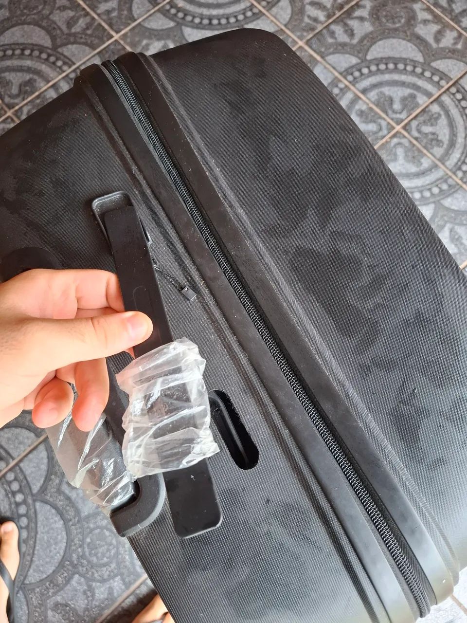 MALA DE VIAGEM 32 KG PEQUENO DEFEITO - Foto 2