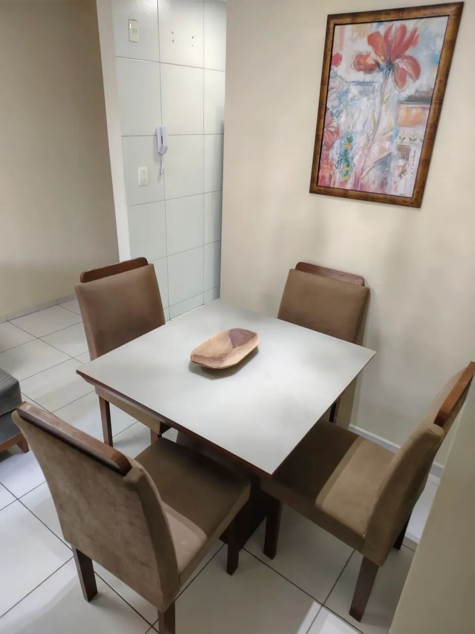 Mesa 4 cadeiras sala 