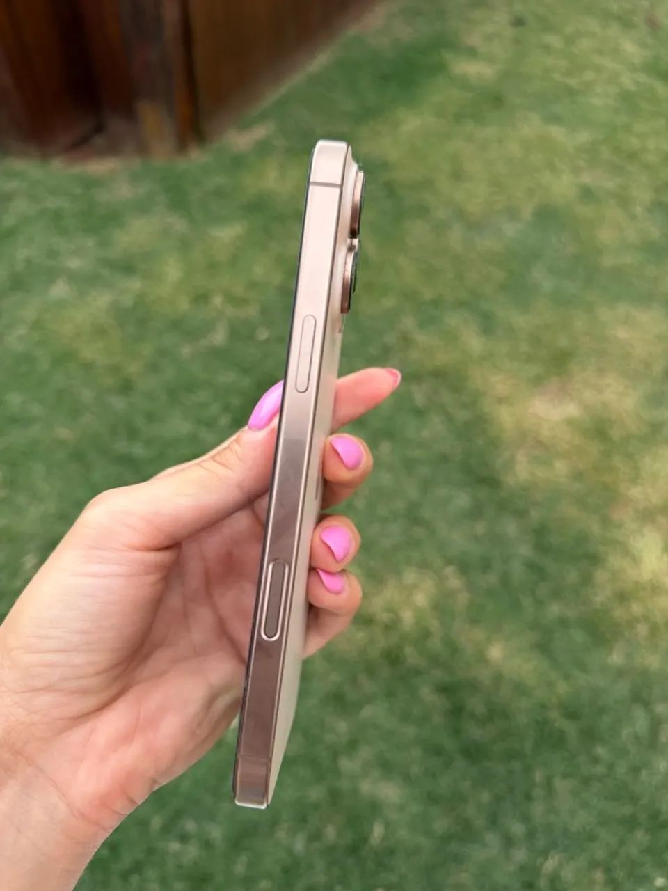 Vendo IPhone 16 pro max  - Foto 5
