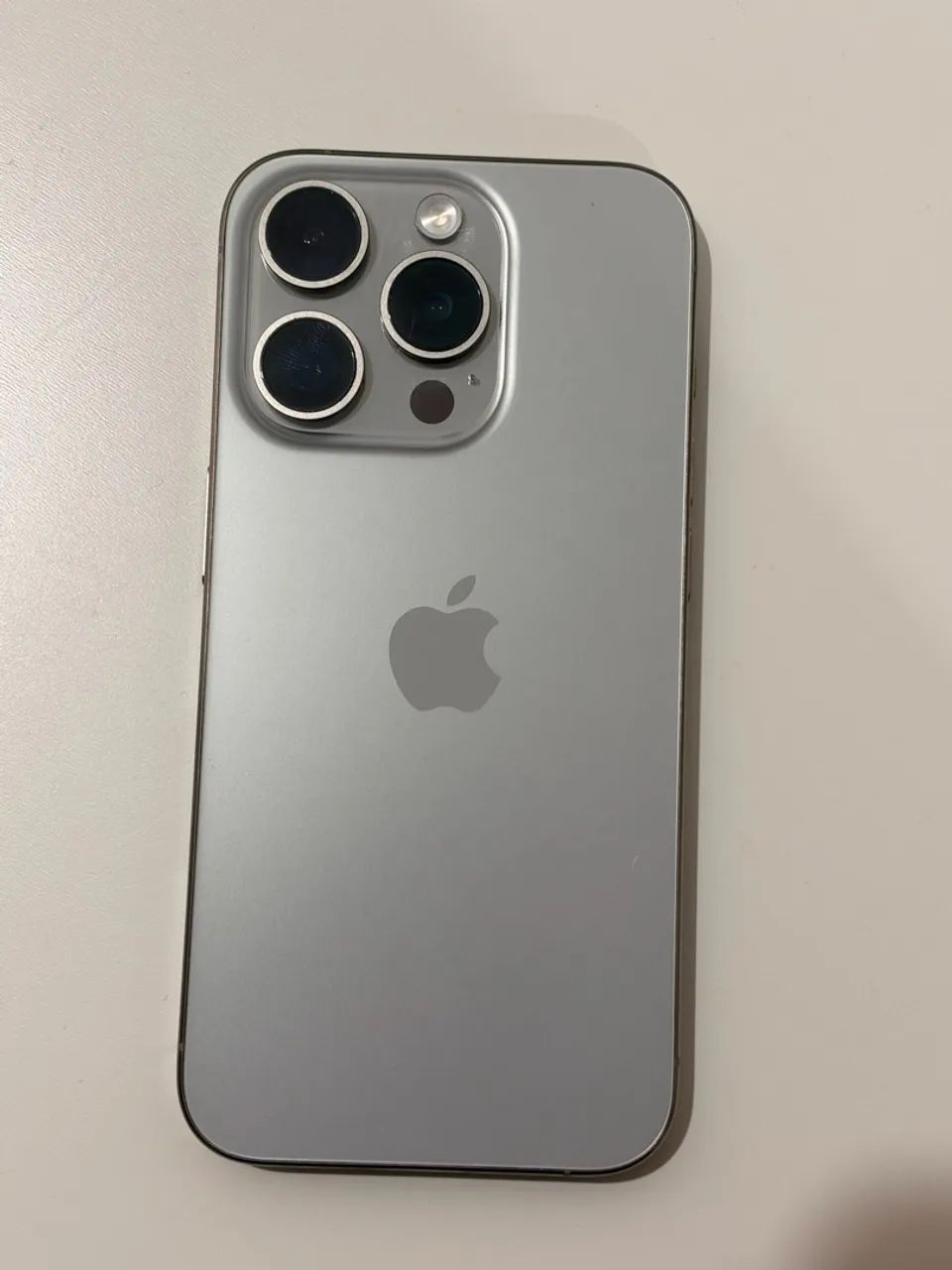 iPhone 15 pro - Estado de novo 