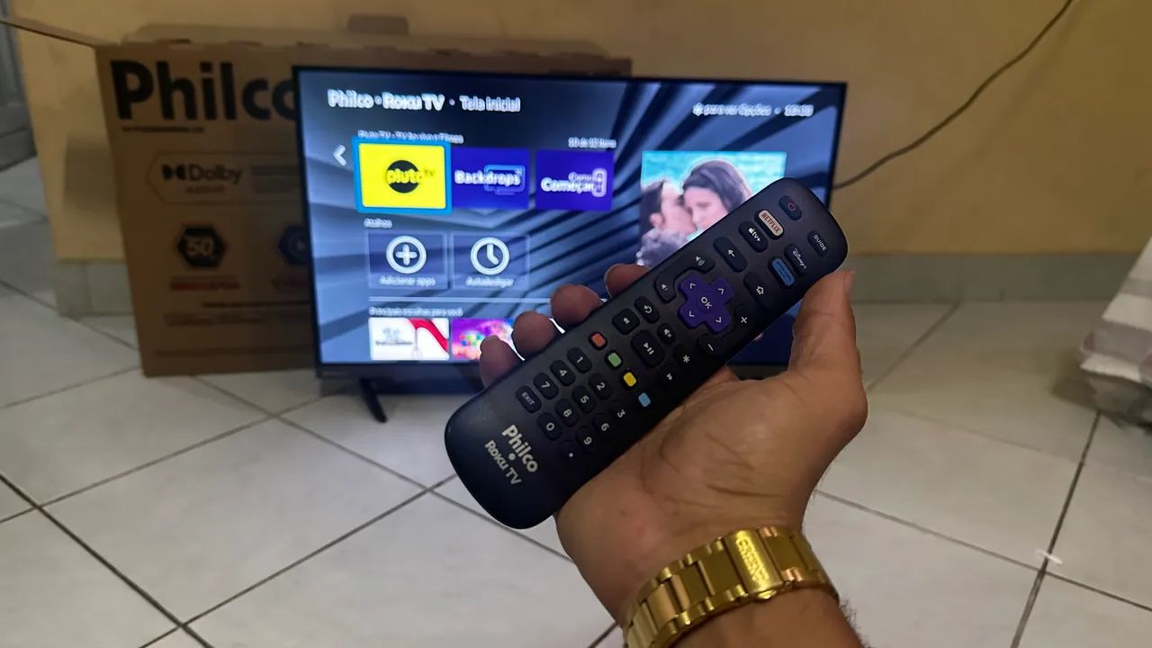 Smart TV LED Philco 32 Pol, Na Caixa, 5 Meses de Uso!  - Foto 2